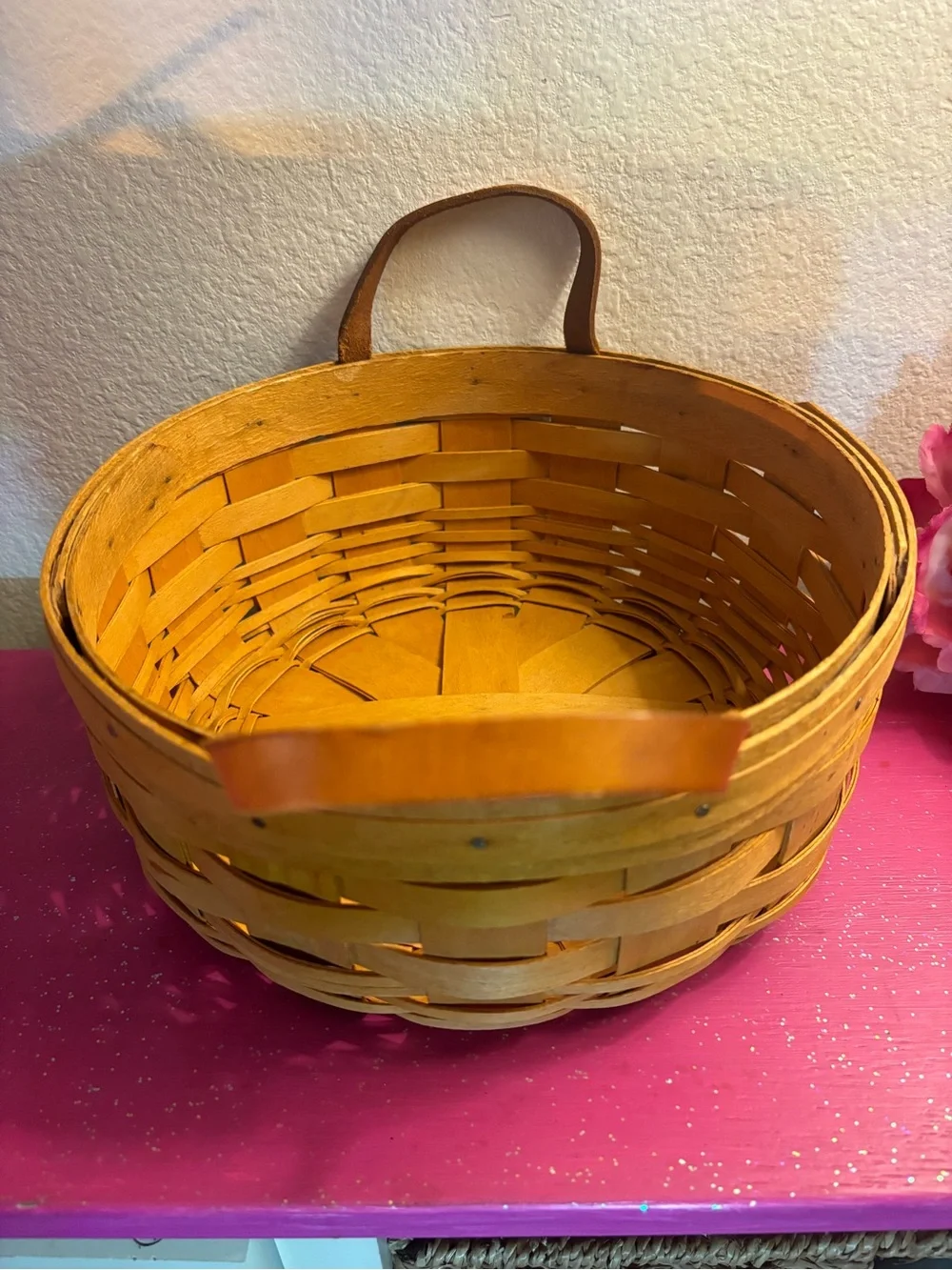 Longaberger Vintage 1995 Large Darning Basket with Leather Handles, 10” Diameter